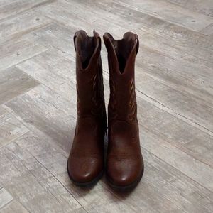 Brown cowboy boots